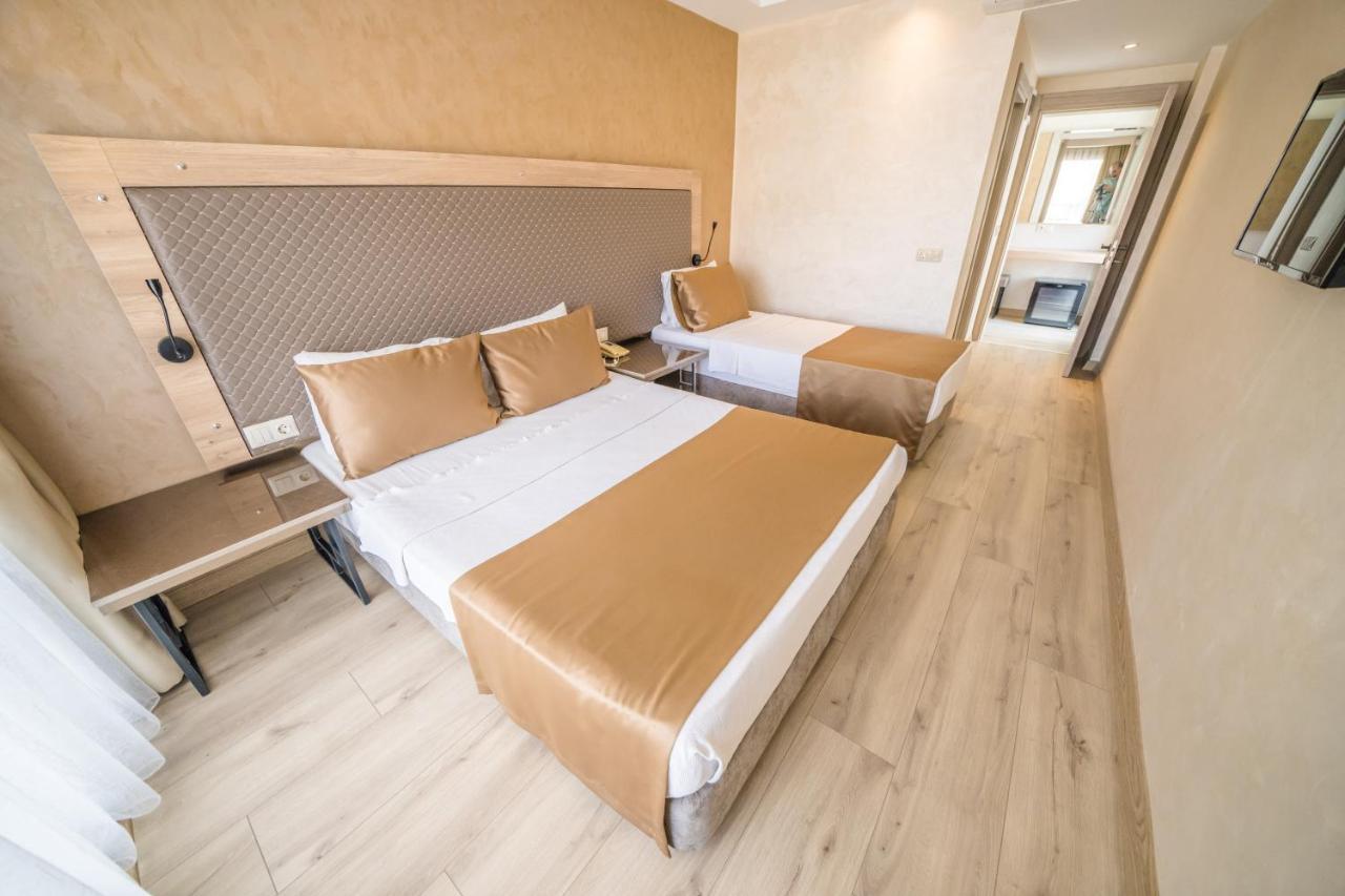 Point Beach Hotel 马尔马里斯 外观 照片